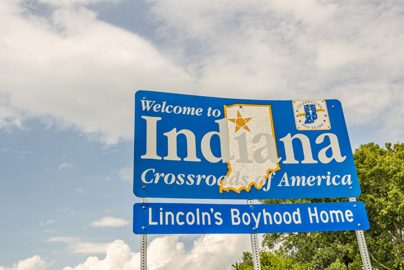 sign to welcome travelers to the state of Indiana