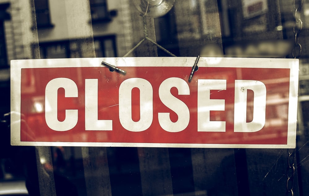 closed sign on shop door